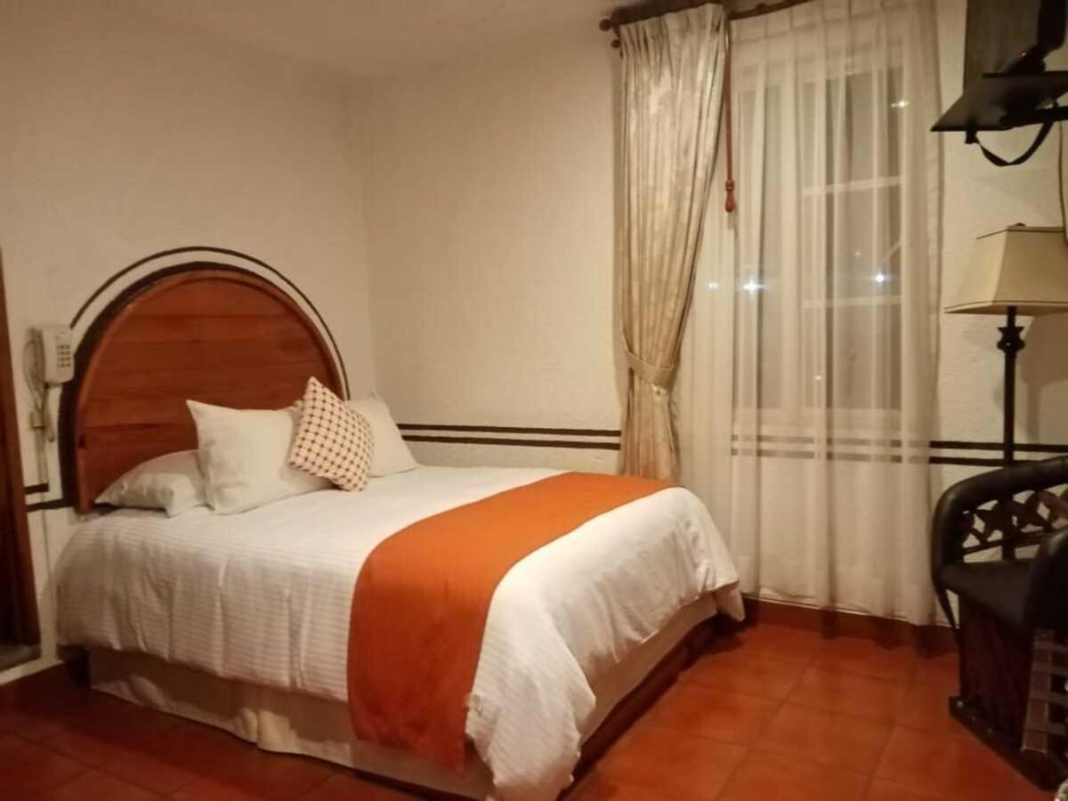 טפוזטלן Hotel Real Del Valle מראה חיצוני תמונה