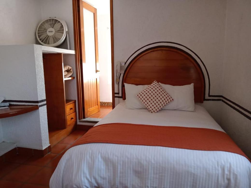 טפוזטלן Hotel Real Del Valle מראה חיצוני תמונה